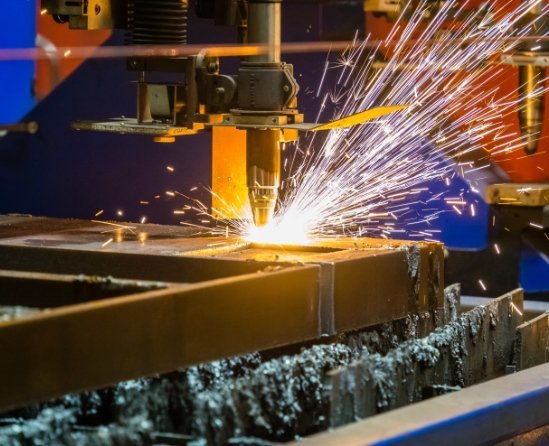 Cintrage de tôle pour structures métalliques à Arnage et le reste de Sarthe